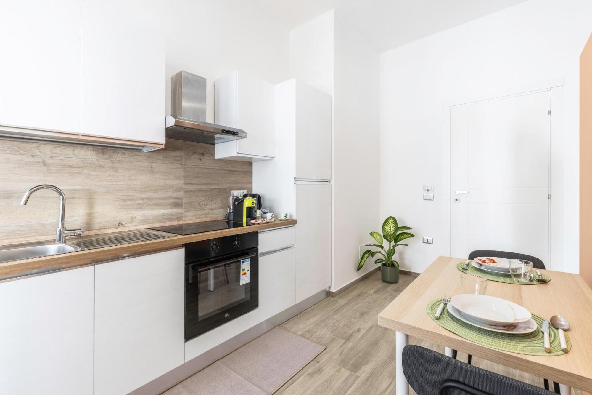 Quarzo. Modern Rooms Кальярі Екстер'єр фото